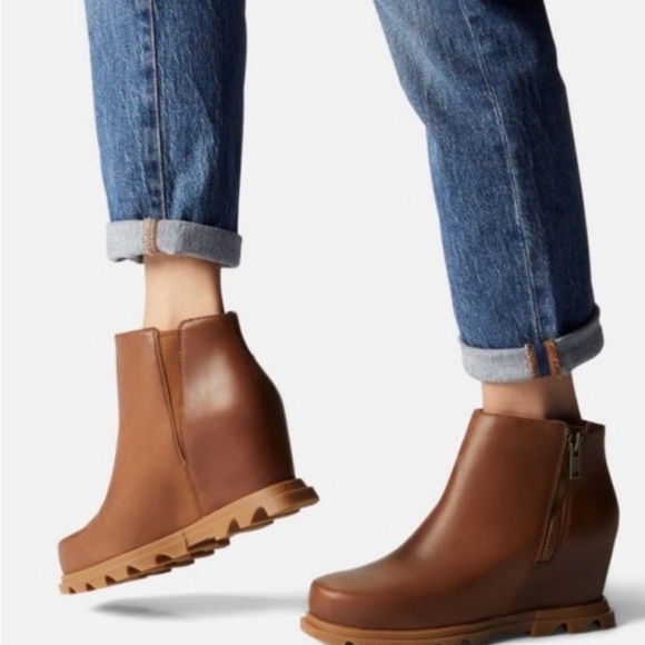 Sorel Shoes - Sorel Joan Of Arctic Wedge III Zip Boot Waterproof Shoe Hazelnut